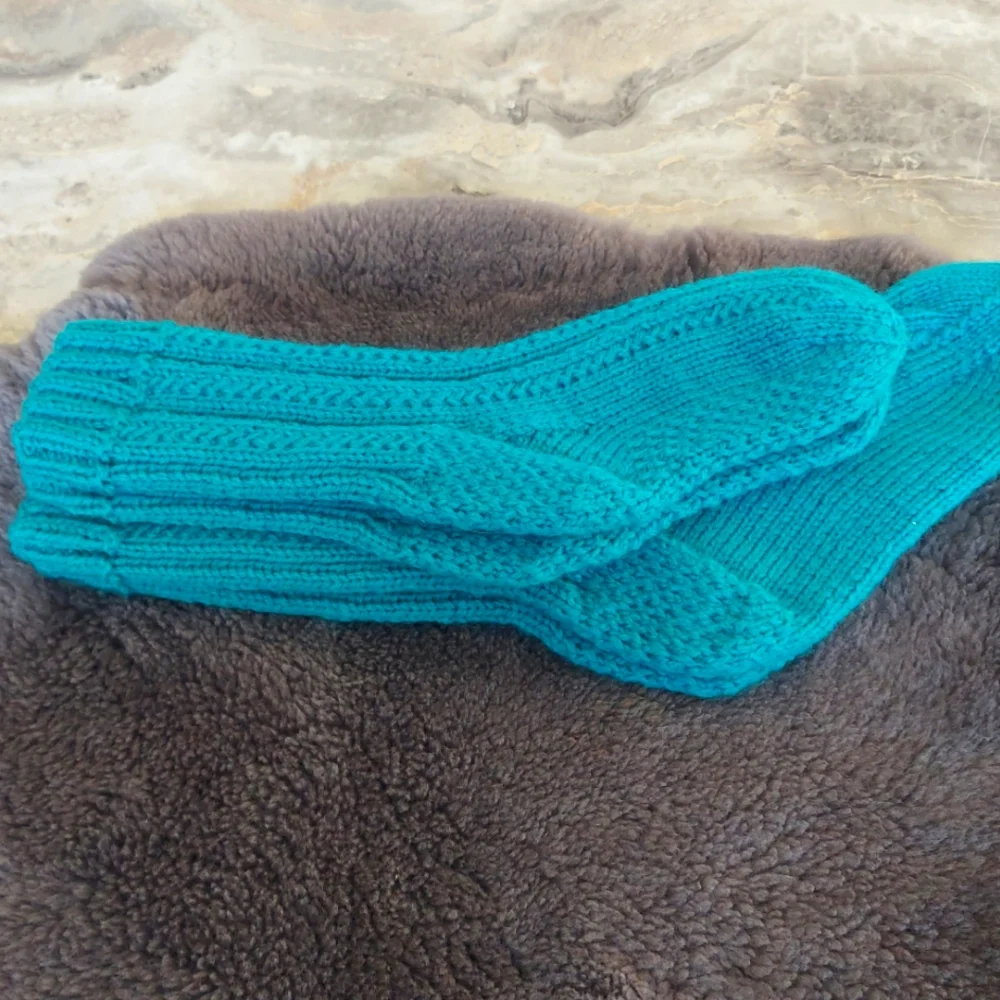 Homemade wool socks - Picture 1 of 8